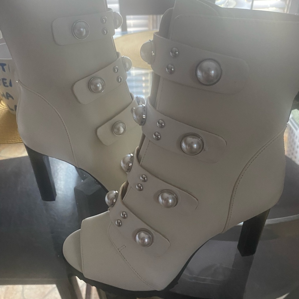 Karl Lagerfeld White Brayden OpenToe Boots